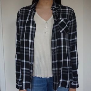 NWT Woolrich Black and White Plaid Button-up